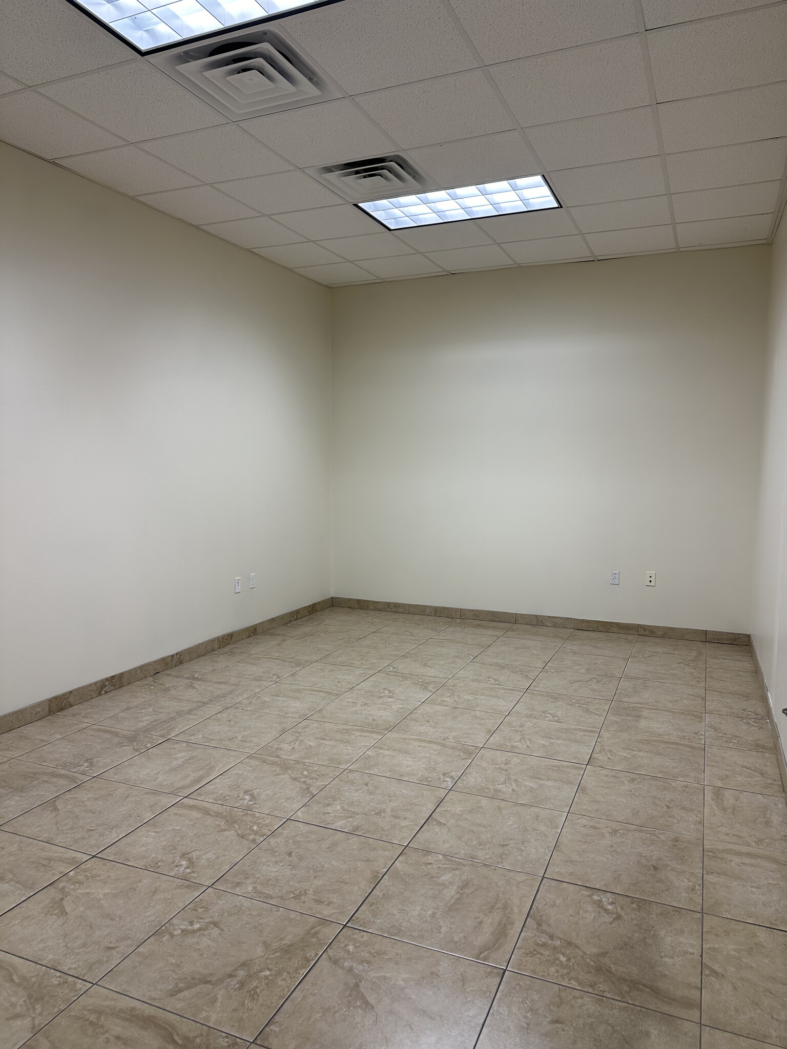 Flex Space Available in McAllen
